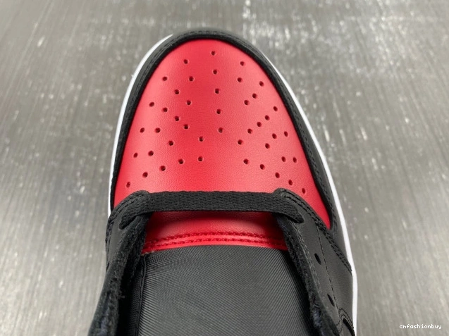 1 705329-001 Retro Jordan Low Air Bred 0803